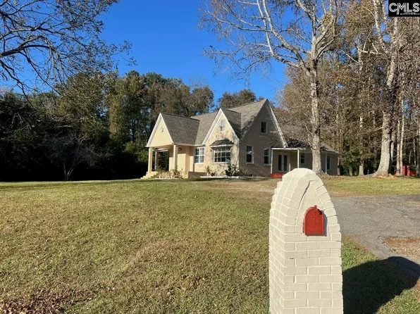 172 S Pine St, Batesburg, SC 29006