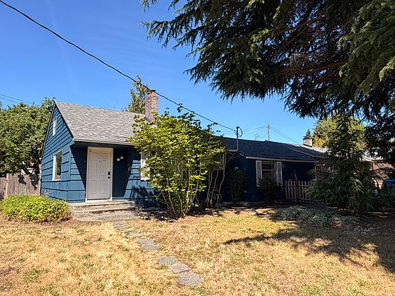 2nd image of 13505 17th Ave NE