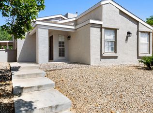 1705 Skyview Cir NE, Rio Rancho, NM 87144