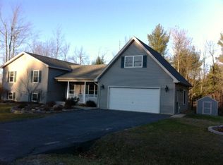 42 Washington St, Peru, NY 12972