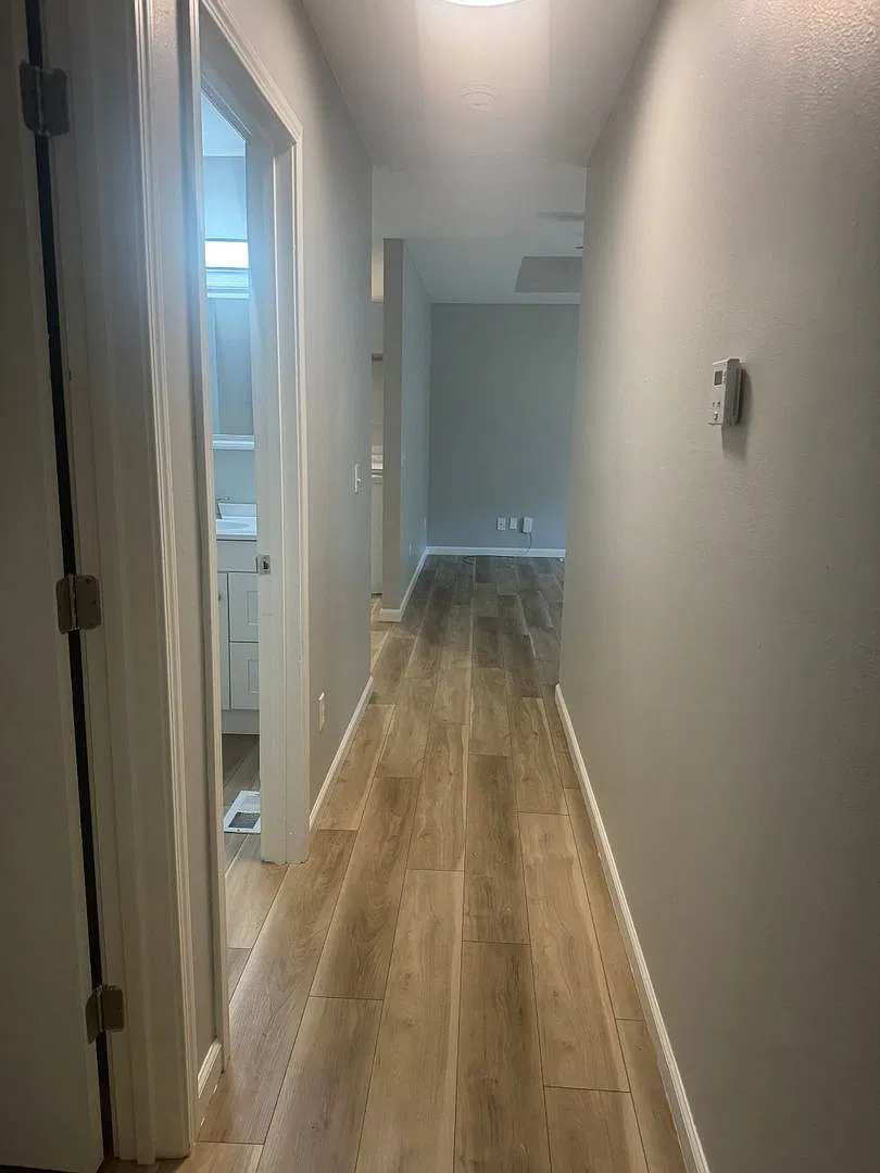 2202 Pierce Duplex — Photo 3