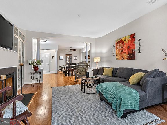 5th image of 800 Edelen Station Pl APT 204