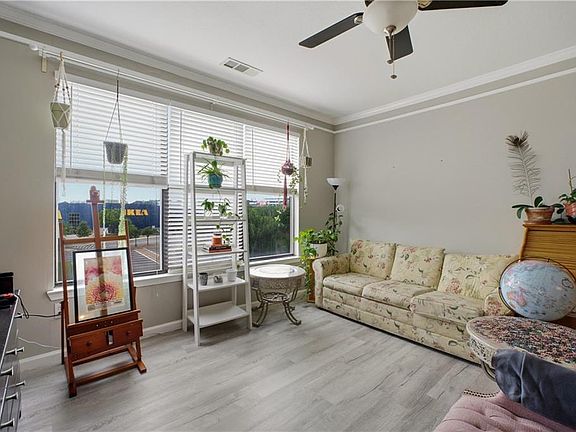 3rd image of 400 17th St NW Unit 2321