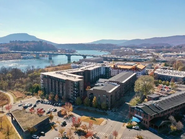 200 Manufacturers Rd APT 213, Chattanooga, TN 37405