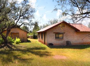 581 Harshaw Ave, PATAGONIA, AZ 85624