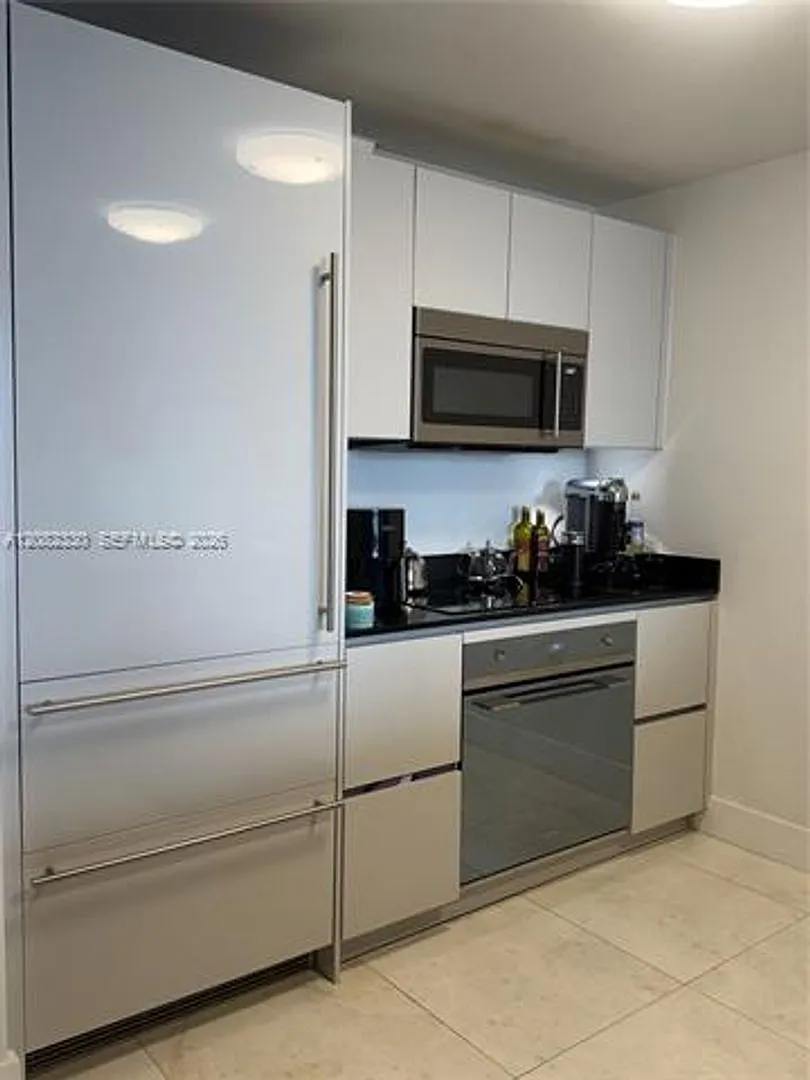 1010 Brickell Ave cu-2302, Miami, FL 33131 — Photo 1