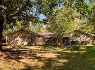 209 Woodlawn Rd, Starkville, MS 39759