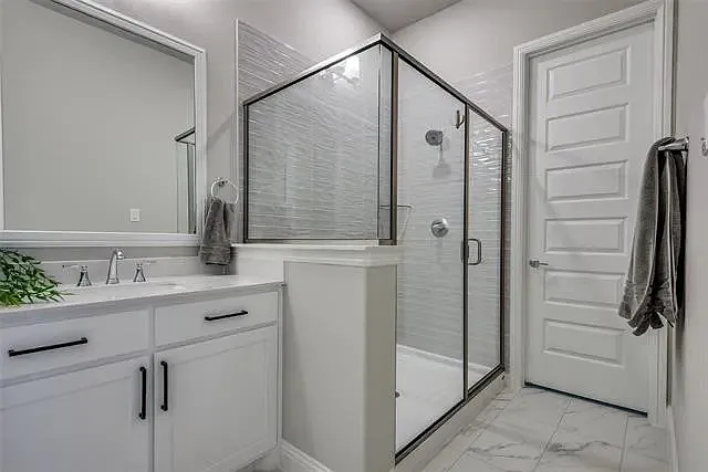 4211 Curtiss Dr — Photo 22