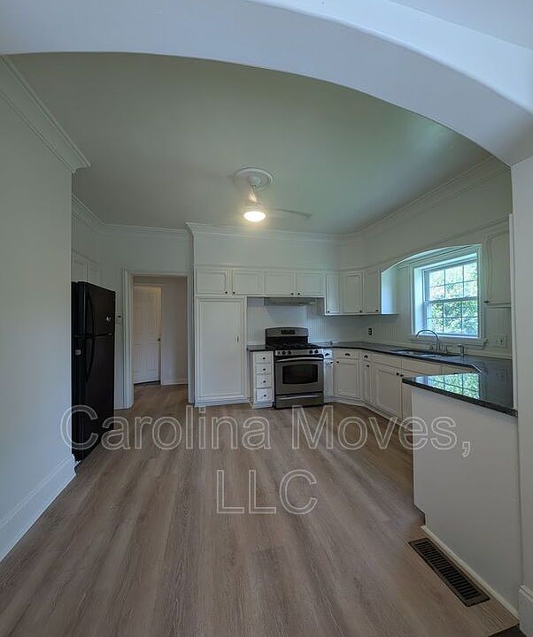 1st image of 38 Blake St