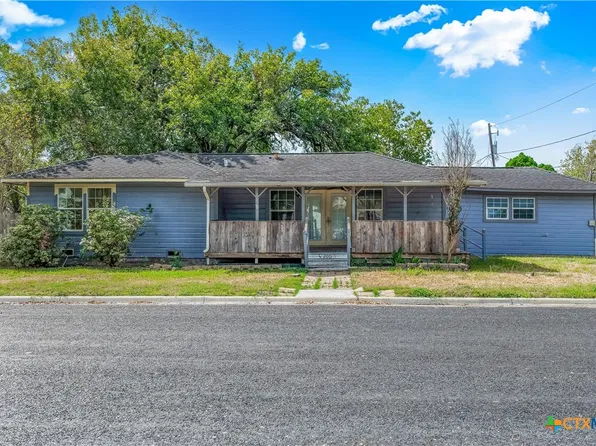 2001 E Forrest St, Victoria, TX 77901