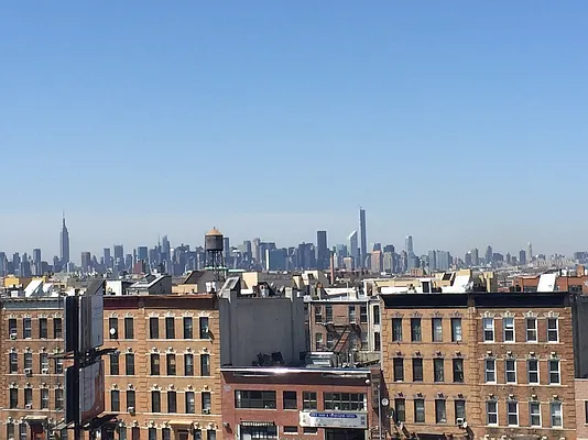 Rented by Rennit Inc. | media 35