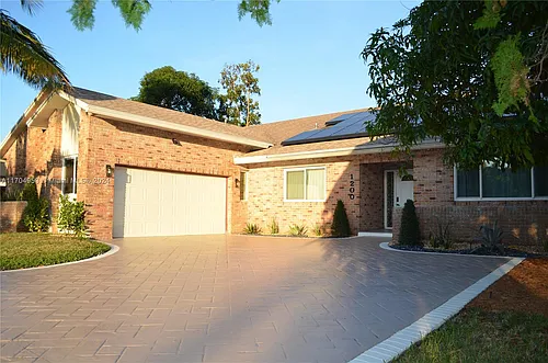 1200 NW 78th Ave Photo 1
