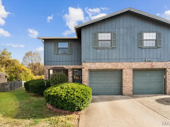 40 Clinton Hill Dr, Swansea, IL 62226