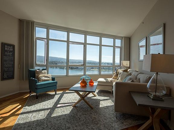 Living Room with unobstructed views