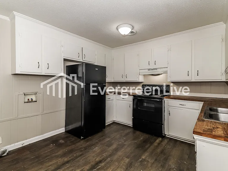 1004 Cane Lake Dr — Photo 5