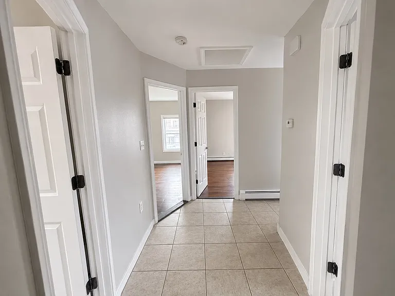 45 Carleton St #2 — Photo 5