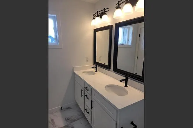 4890 Romaine Rd — Photo 7