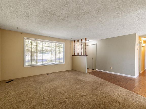 5th image of 3867 Rio Vista Way