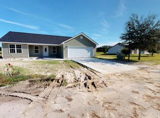 590 Pinehurst Dr, Blackshear, GA 31516