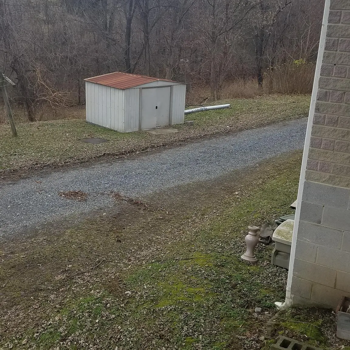 3 bed, 1800 sqft, $1,800 — Photo 2