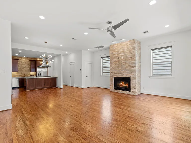 4503 Floyd St — Photo 14