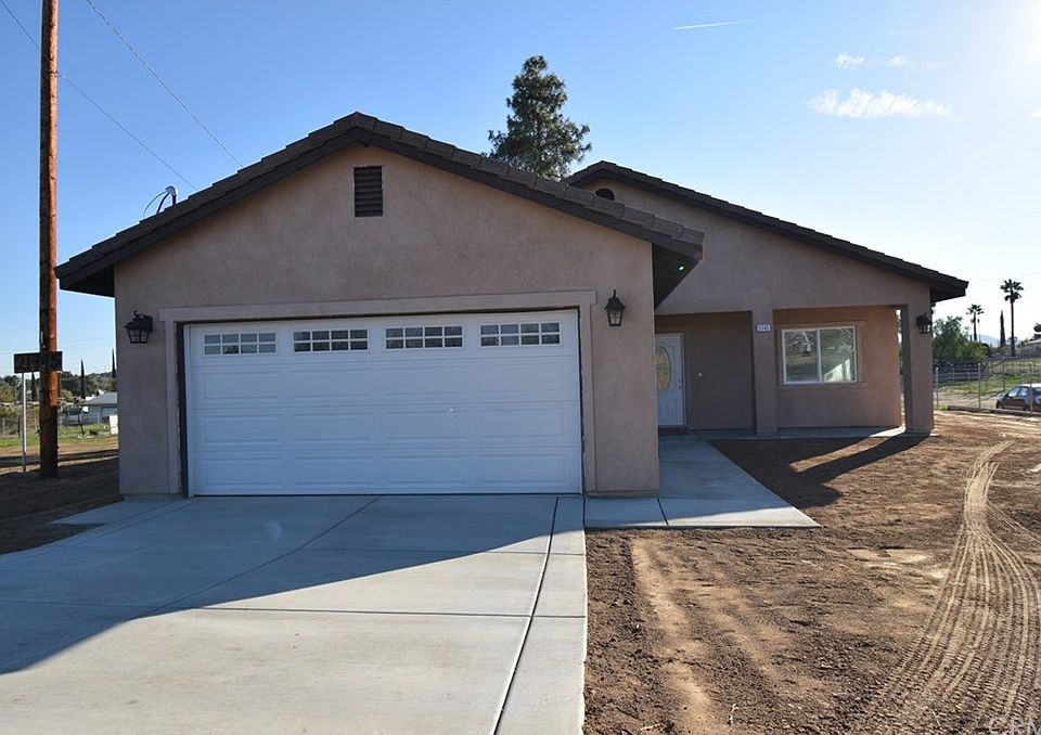 1st image of 21745 Corson Ave