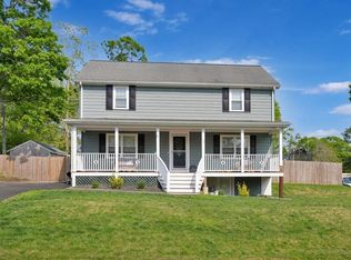 17 Plymouth Ave, Wareham, MA 02571