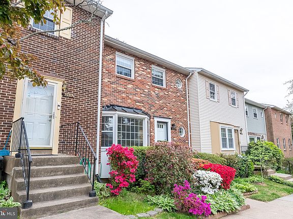 3rd image of 3089 White Birch Ct