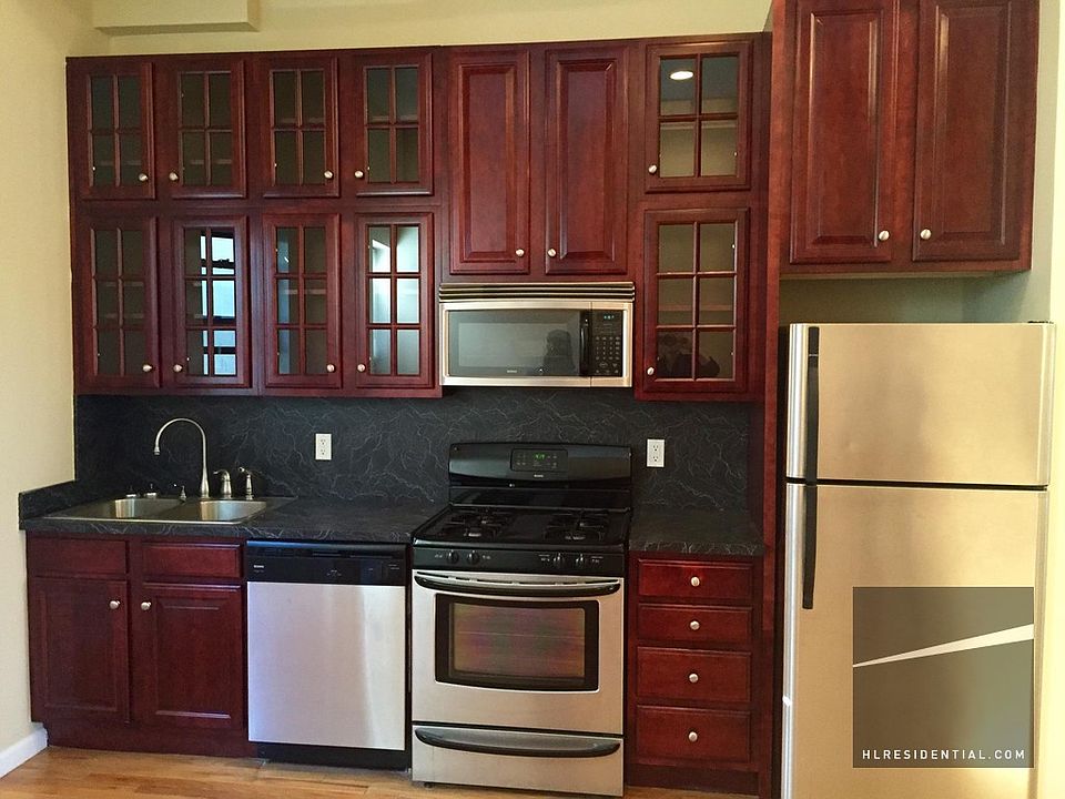2nd image of 273 Albany Ave APT 4C