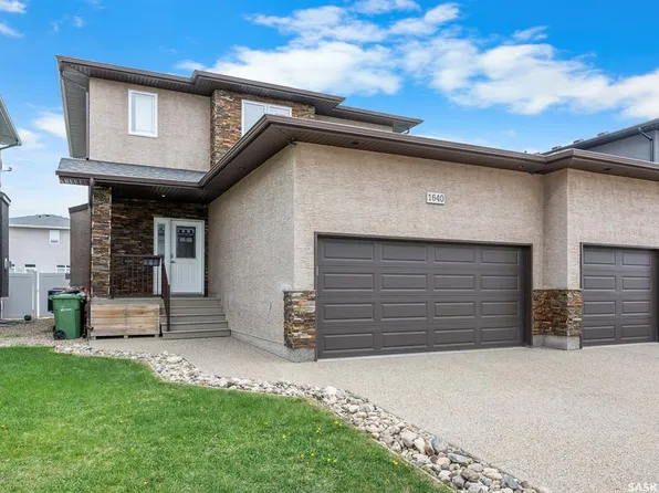 1640 Maple Rose CRESCENT N, Regina, SK S4X 0J6