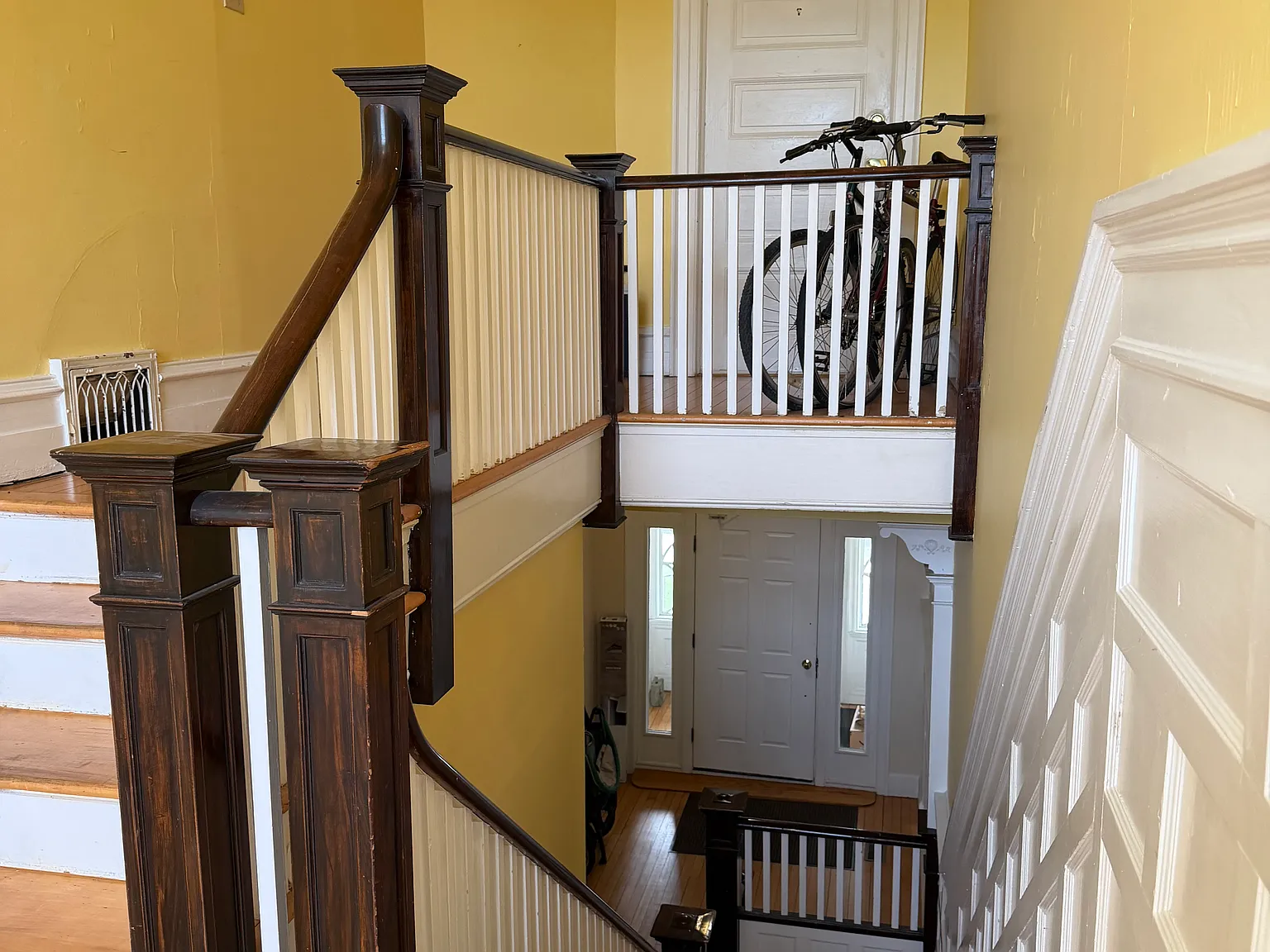 2 bed, 900 sqft, $1,525 — Photo 2