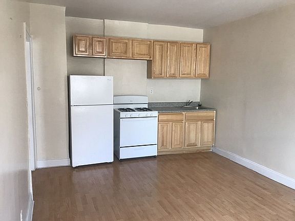 5th image of 510 Ocean Ave APT 2C