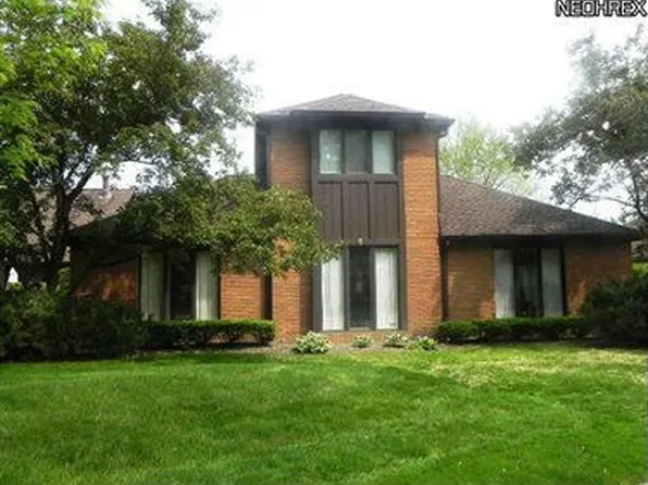 7 Brandon Pl #7, Rocky River, OH 44116