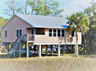 127 Sylvania Ave, Saint Marks, FL 32355