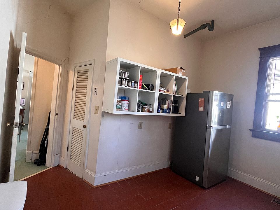 1st image of 829 Ponce De Leon Pl NE #1