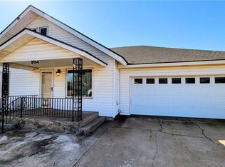 104 W Un, Corn, OK 73024