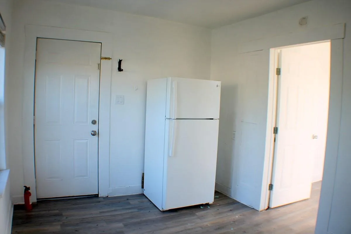 1 bed, 1.5 bath, 400 sqft, $950 — Photo 4