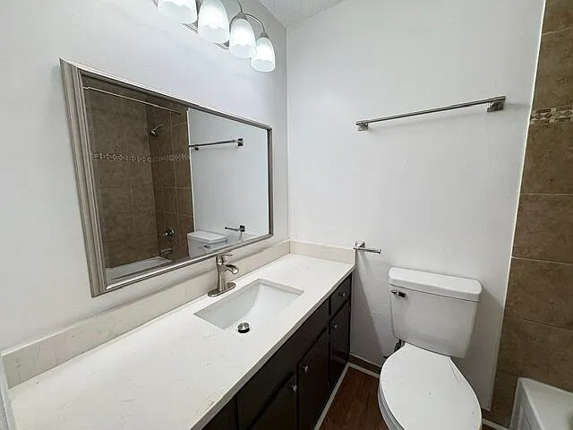 5754 Darien Dr #5754 DARIEN DR — Photo 12