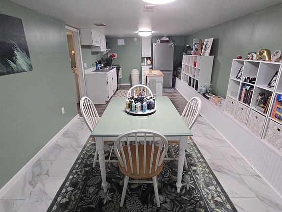 5th image of 343 Rohr Ave