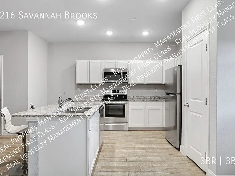 7216 Savannah Brks — Photo 12