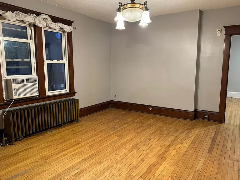 2630 Grand St NE — Photo 4