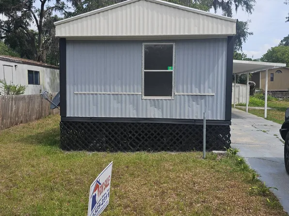 39 Emerald Ln, Leesburg, FL 34748