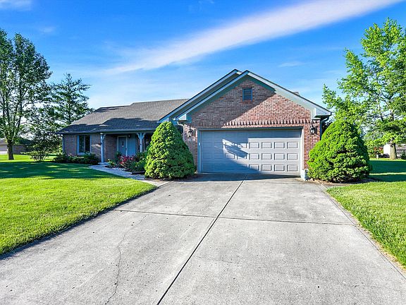 2nd image of 9761 Nicole Ln