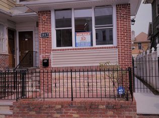1017 E 38th St, Brooklyn, NY 11210