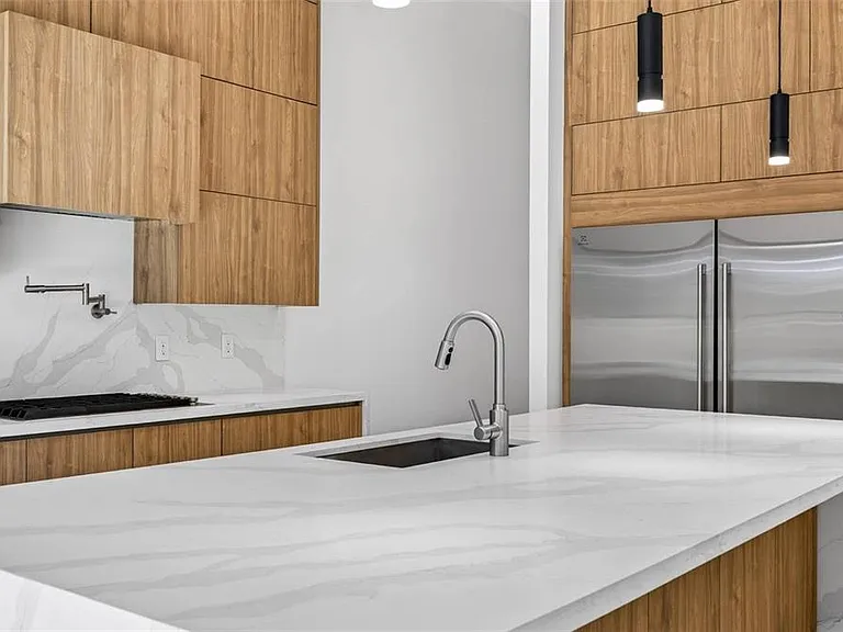 4426 W Euclid Ave — Photo 15