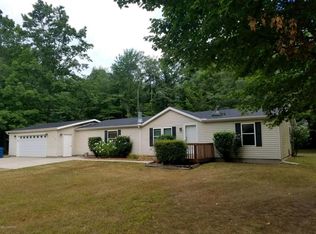 14275 Eighteen Mile Rd NE, Gowen, MI 49326