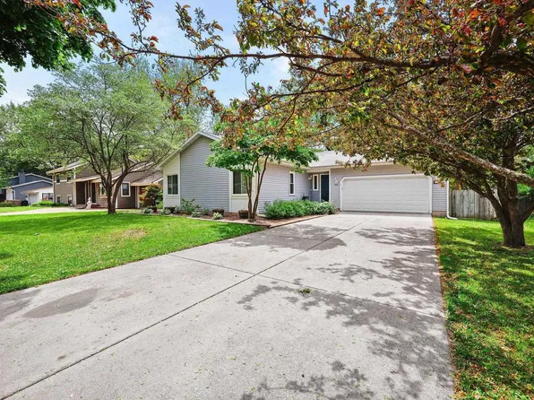 2518 Dunwoody Drive, Madison, WI 53713