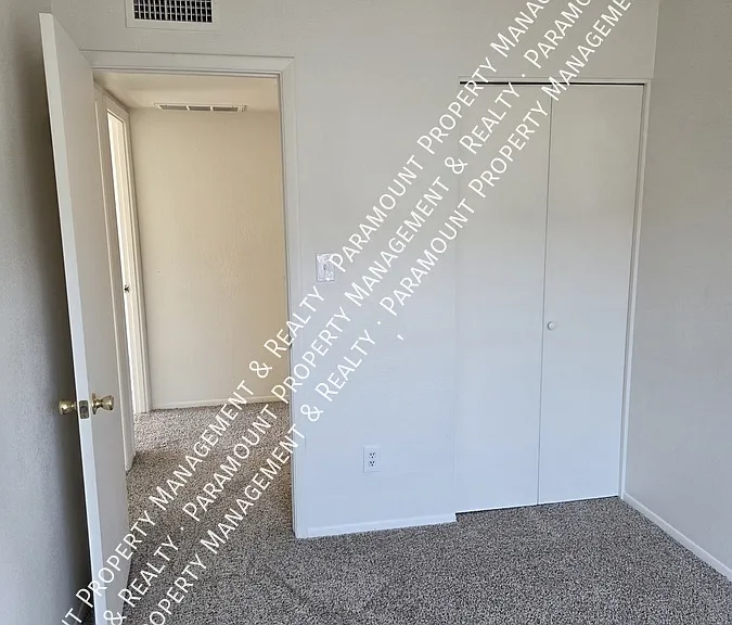 8434 N 34th Dr — Photo 11
