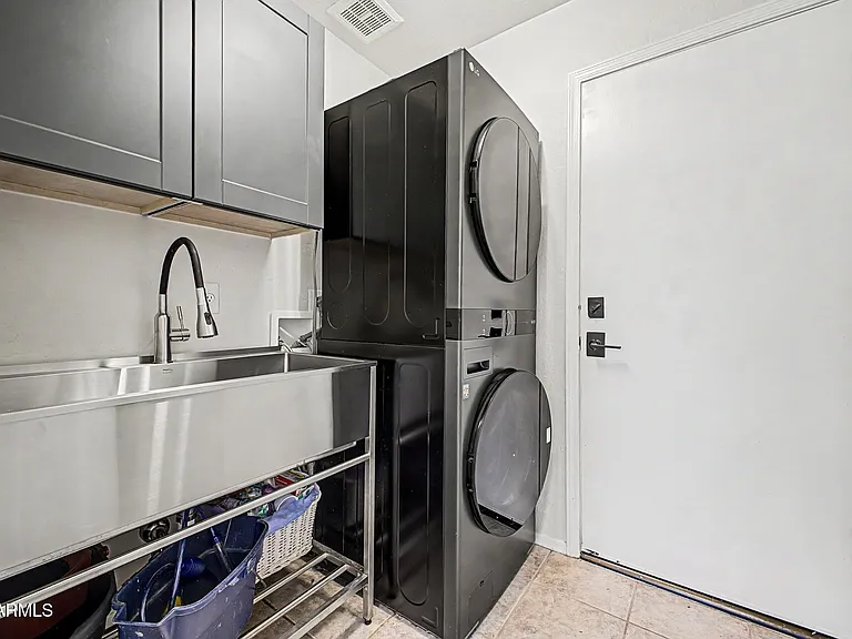 10618 E Morning Star Dr — Photo 16