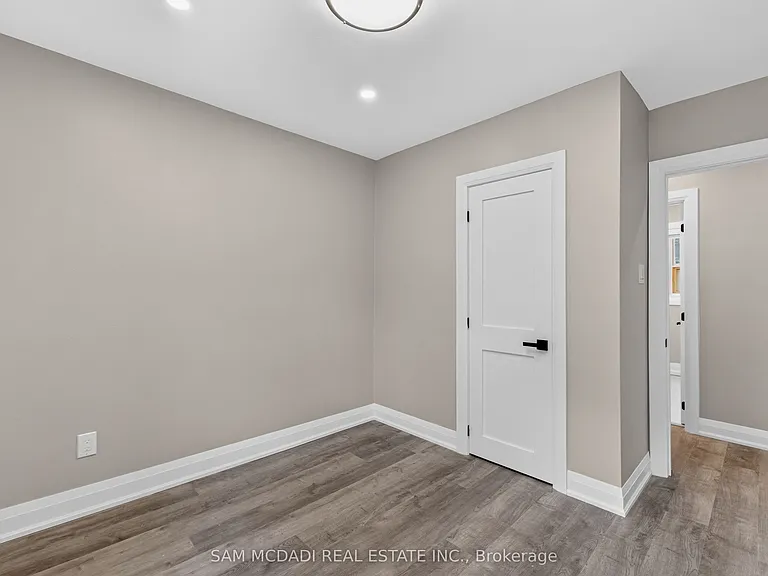 1153 Mona Rd — Photo 7